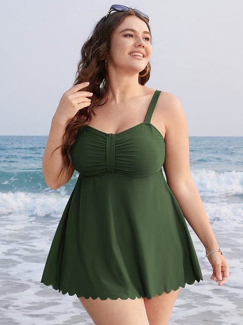 617927493-cv-eaf4f4c2-7511-4bb5-b663-425f96781793-1 Ruched Scalloped Trim Adjustable Straps Tankini Top